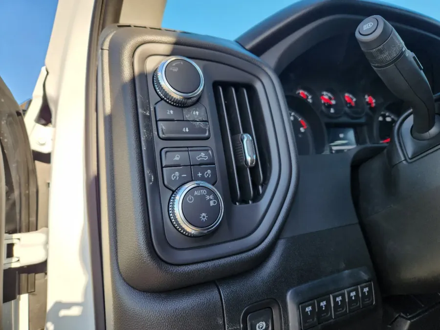 2025 GMC Sierra 3500HD CC Pro | Photo 6 of 28