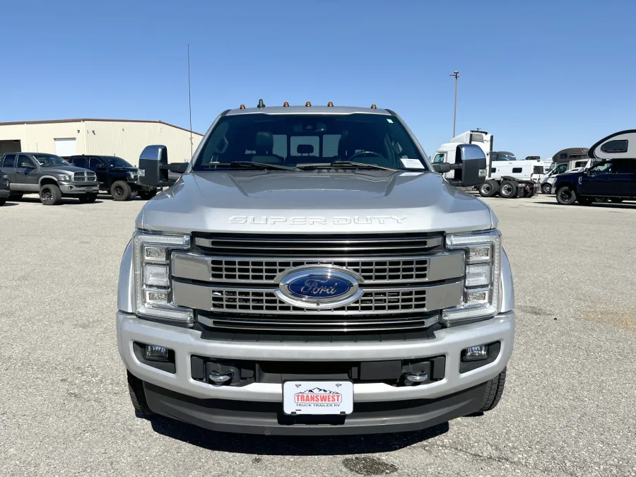 2019 Ford F-450 Platinum | Photo 23 of 23