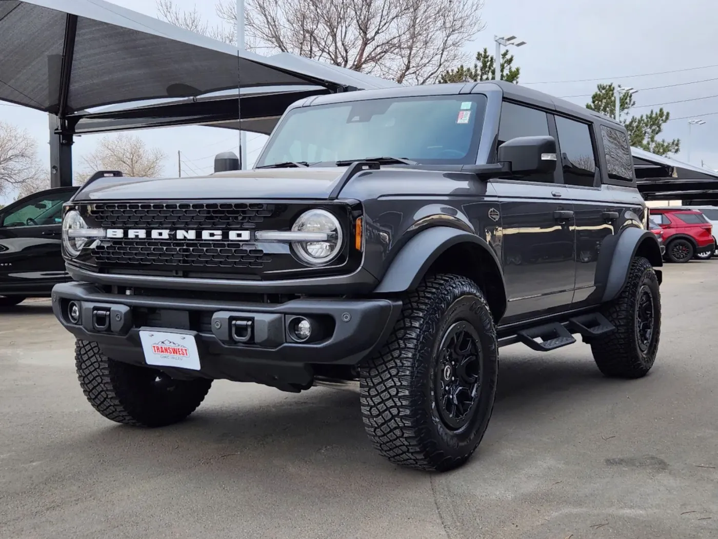 2023 Ford Bronco Wildtrak | Photo 3 of 29