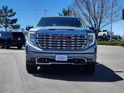 2024 GMC Sierra 1500 Denali | Thumbnail Photo 4 of 25