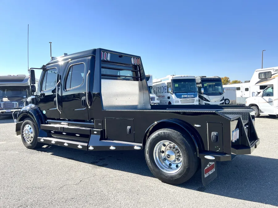 2023 Freightliner M2 112 SUMMIT HAULER | Photo 13 of 23