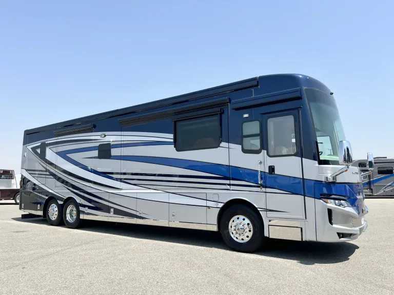 2023 Newmar Mountain Aire 4118