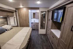 2024 Winnebago Sunstar 33K | Thumbnail Photo 21 of 23