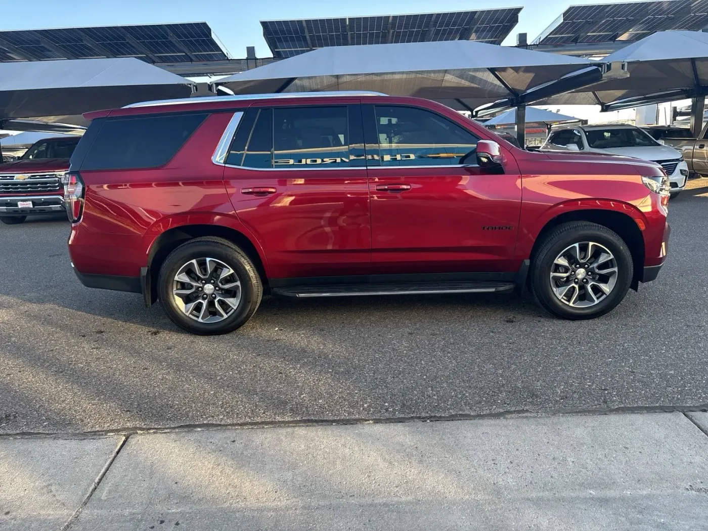 2022 Chevrolet Tahoe LT | Photo 5 of 25