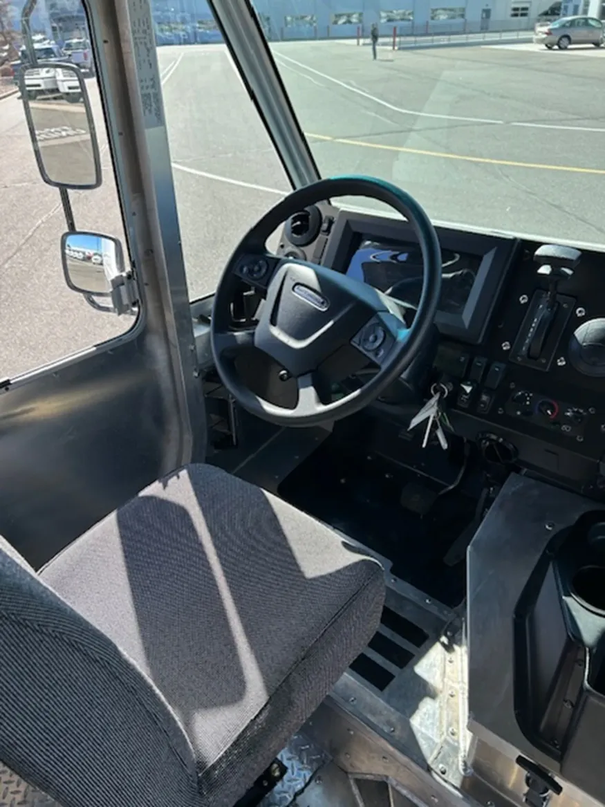 2023 Freightliner MT45G | Photo 14 of 19