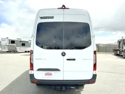 2023 Winnebago Adventure Wagon 70 SE | Thumbnail Photo 11 of 15