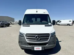 2023 Winnebago Adventure Wagon 70 SE | Thumbnail Photo 15 of 15