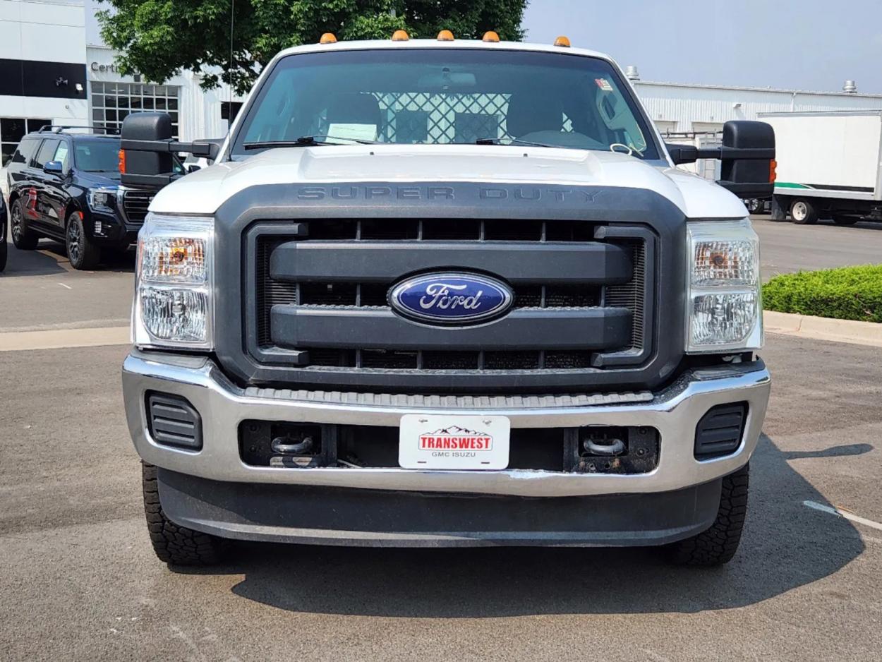 2015 Ford Super Duty F-350 DRW | Photo 4 of 29