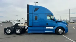 2023 Freightliner Cascadia 126 | Thumbnail Photo 4 of 24