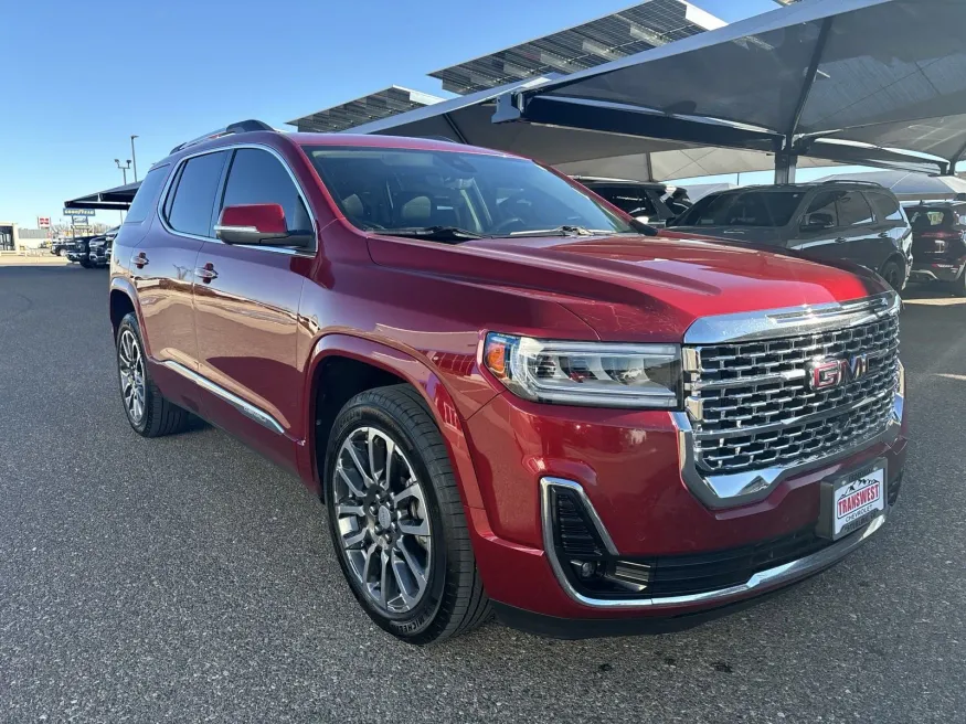 2020 GMC Acadia Denali | Photo 6 of 26