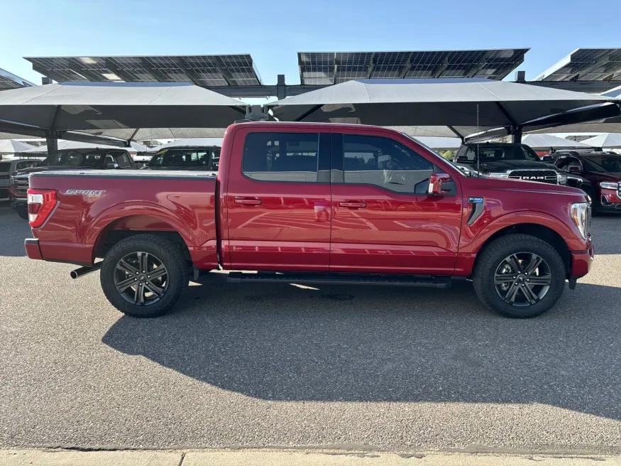 2021 Ford F-150 Lariat | Photo 5 of 23