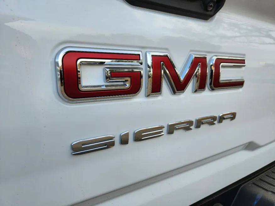 2025 GMC Sierra 2500HD Pro | Photo 13 of 28