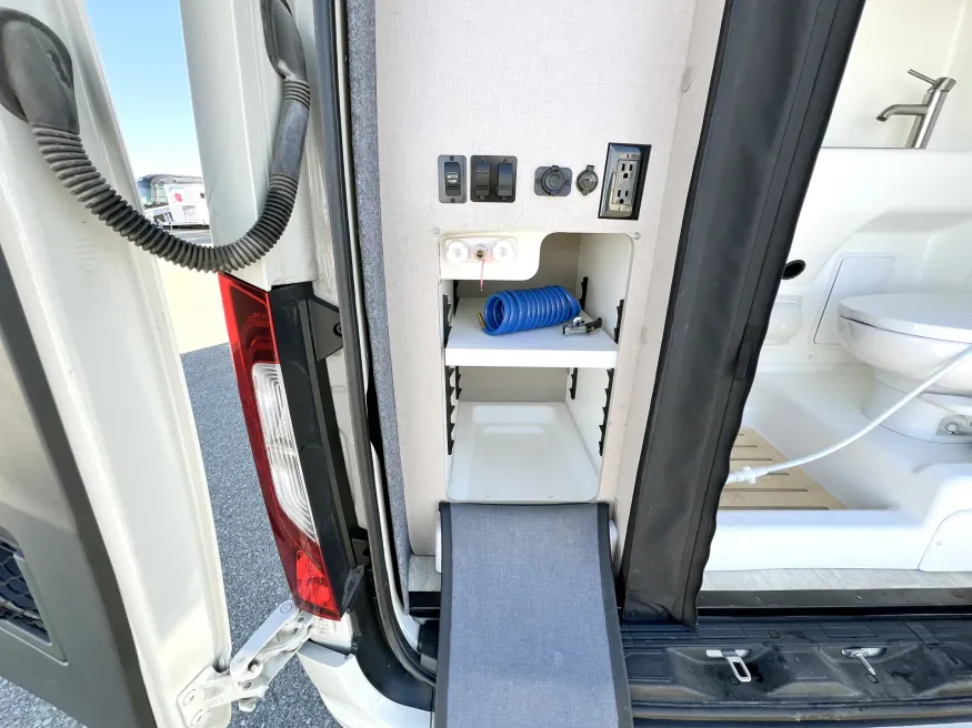 2020 Winnebago Boldt 70KL | Photo 19 of 21