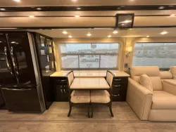 2020 Newmar King Aire 4549 | Thumbnail Photo 7 of 14