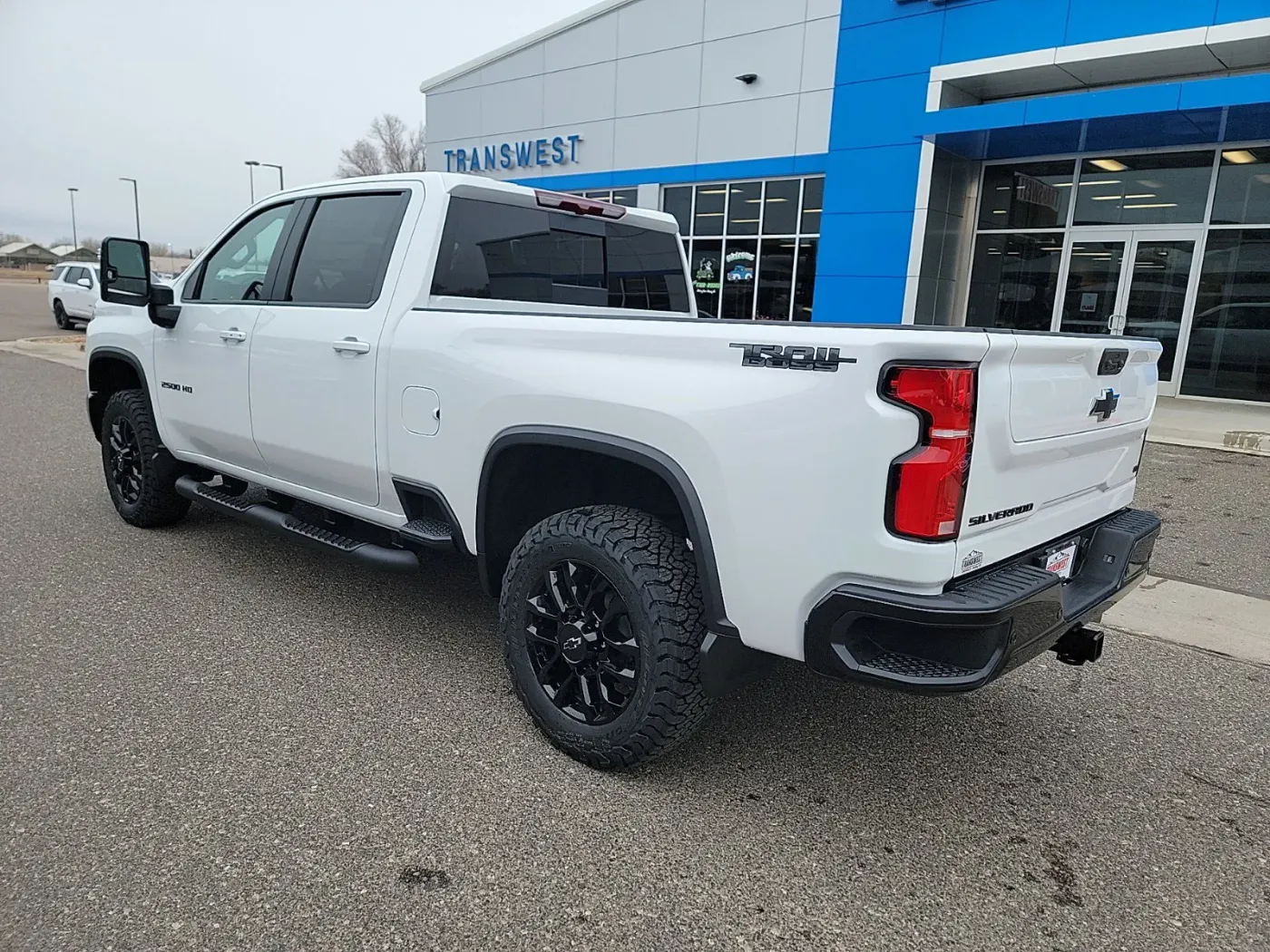 2025 Chevrolet Silverado 2500HD LT | Photo 2 of 19