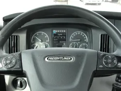 2019 Freightliner Cascadia | Thumbnail Photo 10 of 11