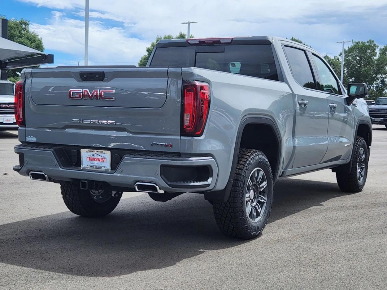 2024 GMC Sierra 1500 AT4 | Photo 3 of 29