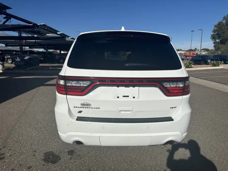 2022 Dodge Durango GT | Photo 3 of 21