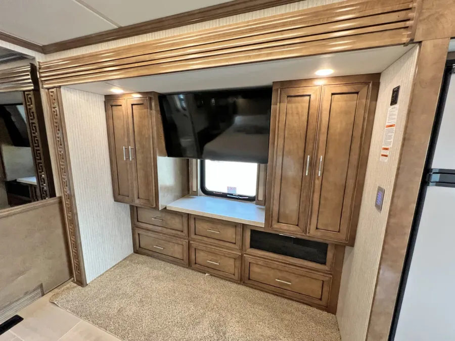 2023 Newmar Ventana 4037 | Photo 21 of 35