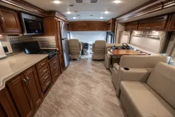 2019 Winnebago Forza 38W | Thumbnail Photo 11 of 28