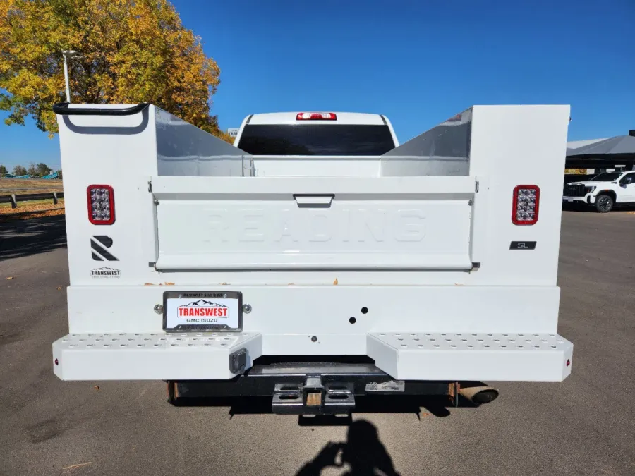 2022 Chevrolet Silverado 3500HD Work Truck | Photo 12 of 28