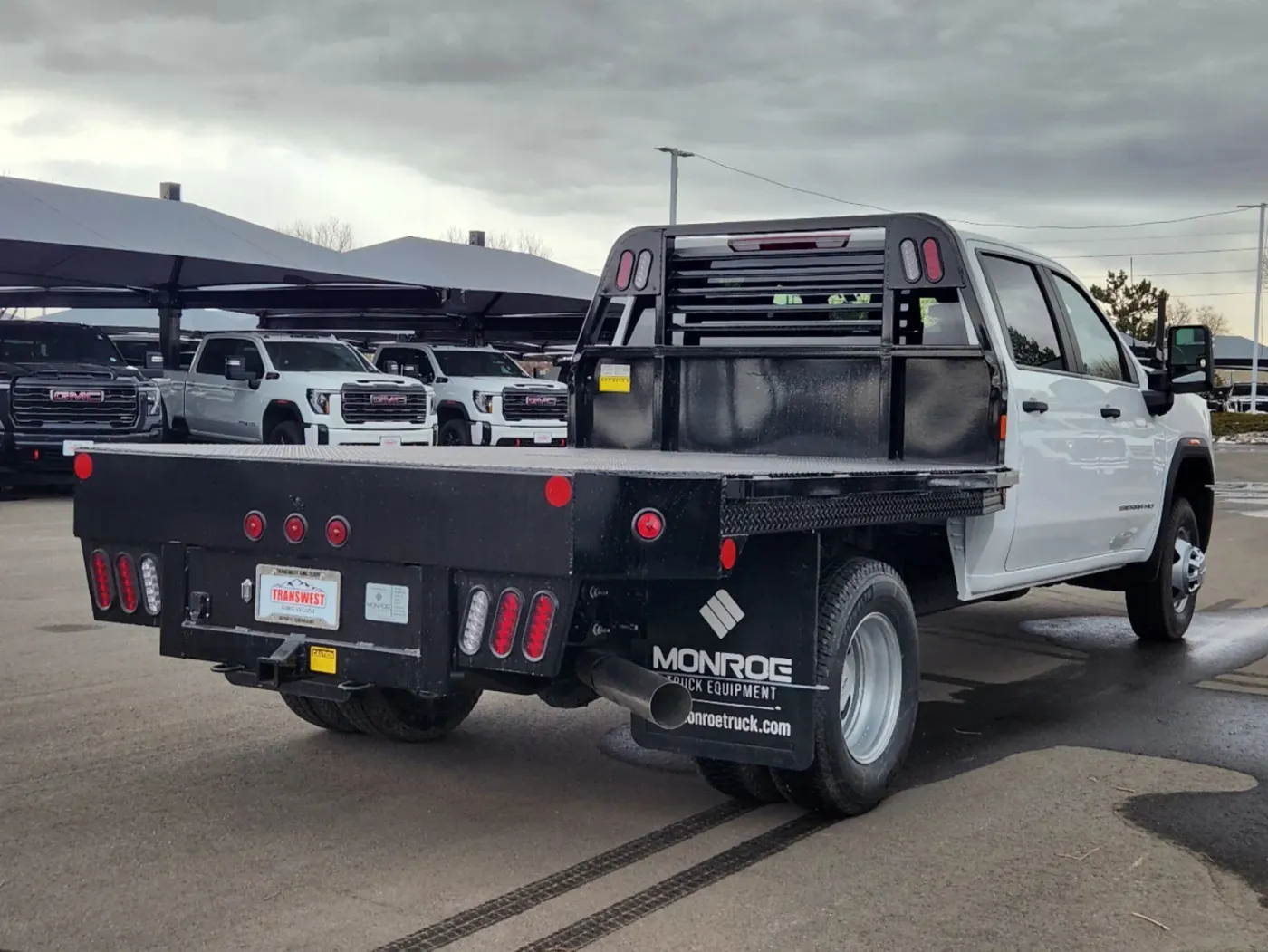 2025 GMC Sierra 3500HD CC Pro | Photo 2 of 28