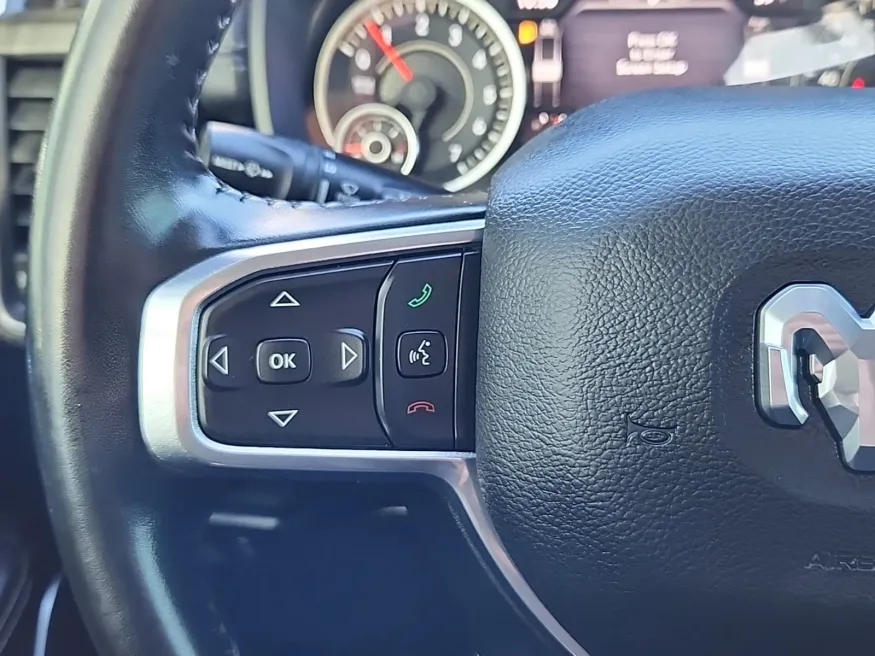 2021 RAM 1500 Laramie | Photo 19 of 25