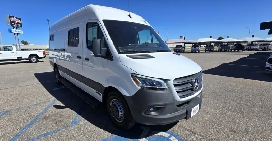 2022 Mercedes Benz Sprinter 3500XD | Photo 3 of 49