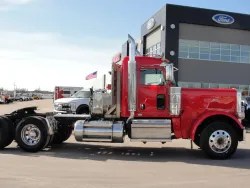 2018 Peterbilt 389 Day Cab | Thumbnail Photo 5 of 16