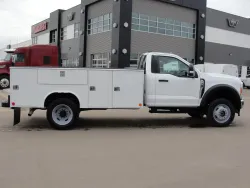 2023 Ford F-450 | Thumbnail Photo 6 of 15