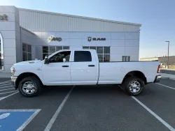 2024 RAM 3500 Tradesman | Thumbnail Photo 1 of 16