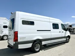 2023 Winnebago Adventure Wagon 70 SE | Thumbnail Photo 11 of 15