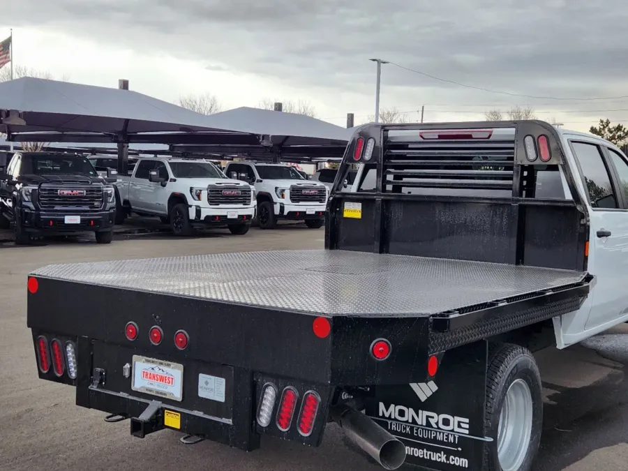 2025 GMC Sierra 3500HD CC Pro | Photo 14 of 28