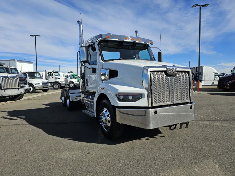 2022 Western Star 49X | Photo 3 of 18