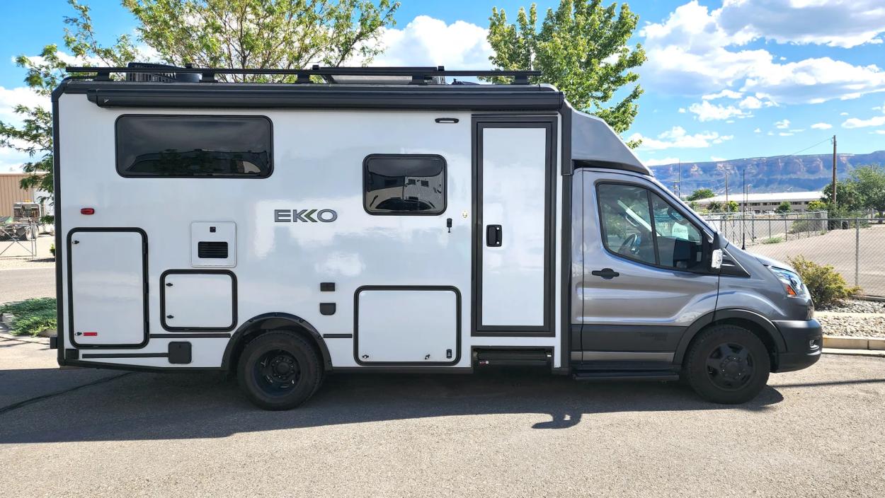 2022 Winnebago EKKO 22A | Photo 2 of 23