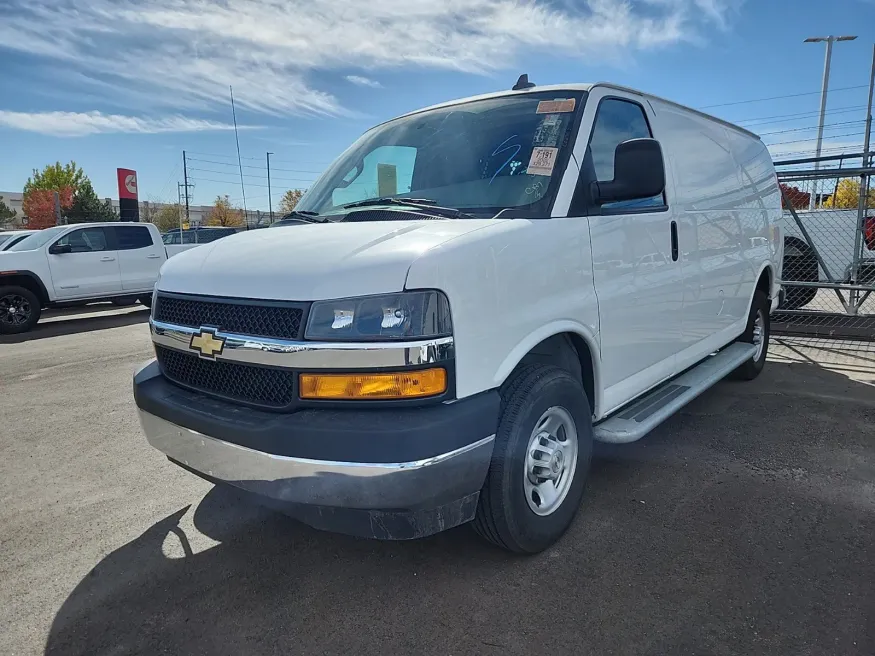 2022 Chevrolet Express Cargo Van CARGO | Photo 2 of 3