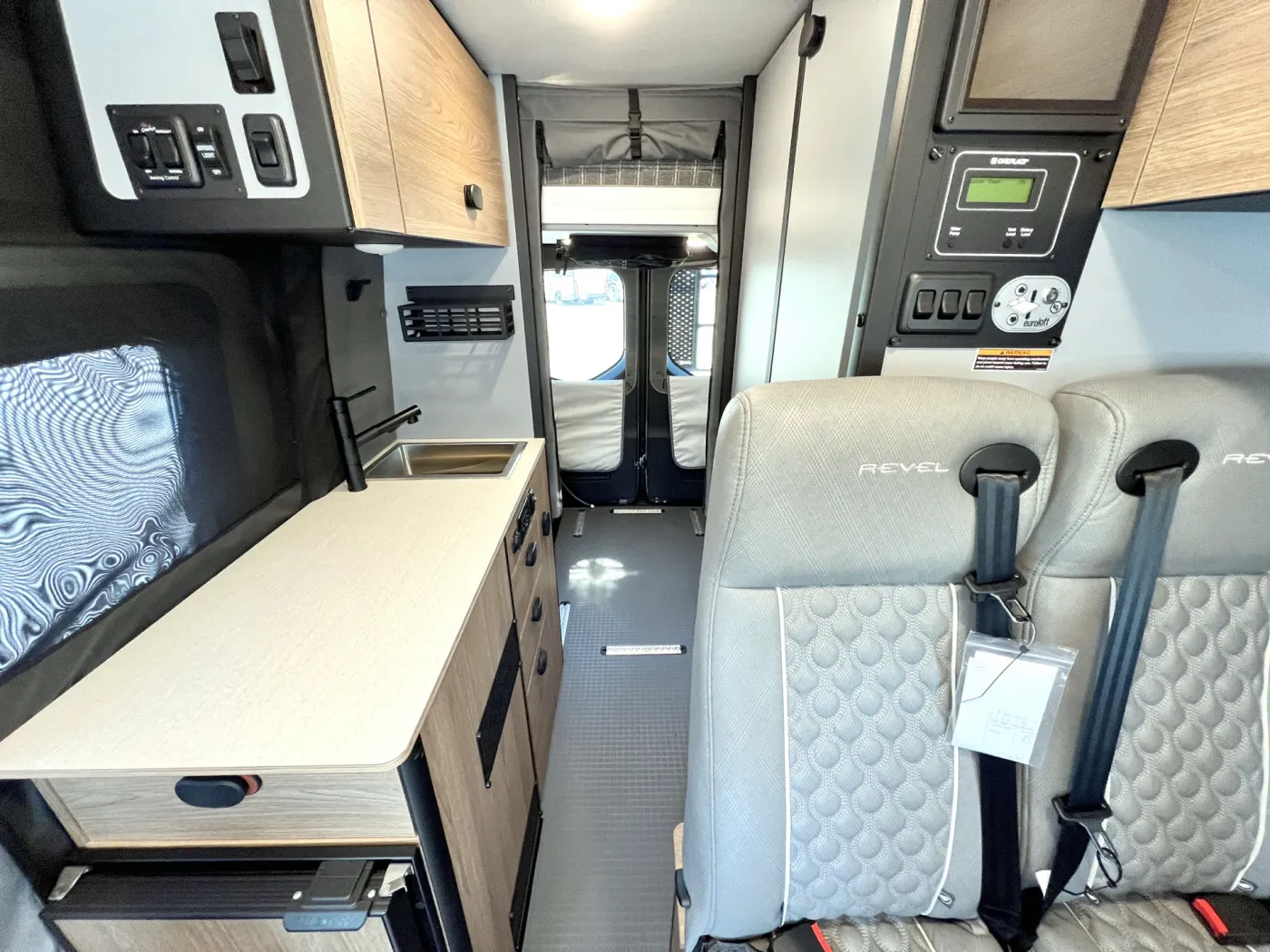 2025 Winnebago Revel 44E | Photo 4 of 20