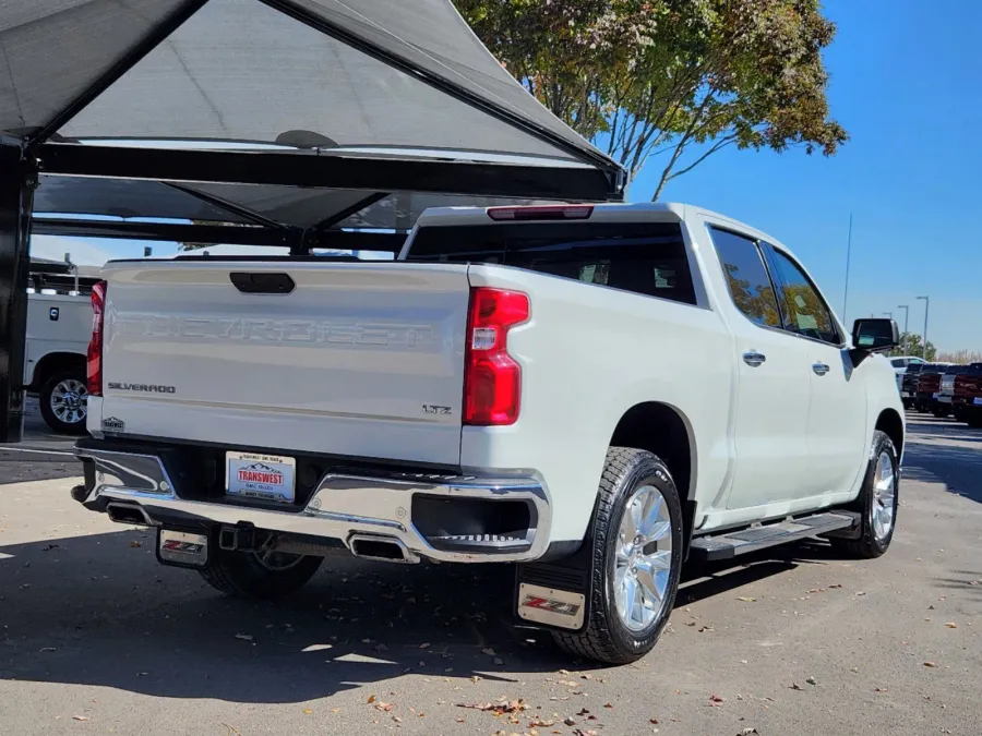 2022 Chevrolet Silverado 1500 LTD LTZ | Photo 2 of 29