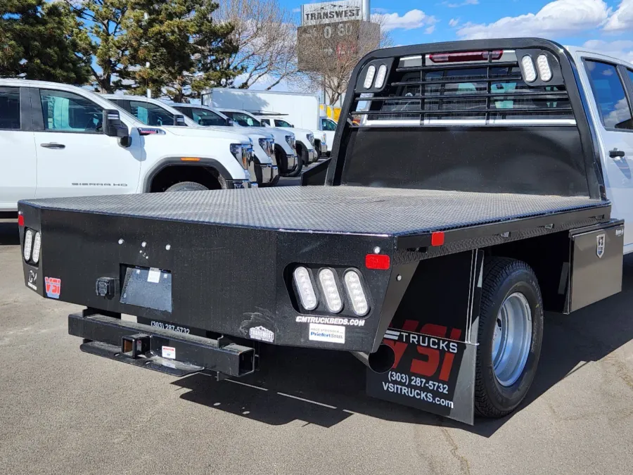 2025 GMC Sierra 3500HD CC Pro | Photo 14 of 30