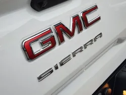 2025 GMC Sierra 1500 Pro | Thumbnail Photo 14 of 28