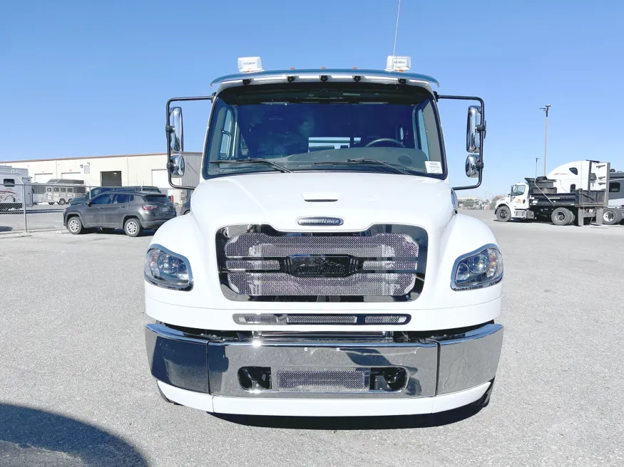 2023 Freightliner M2 106 Summit Hauler | Photo 26 of 26