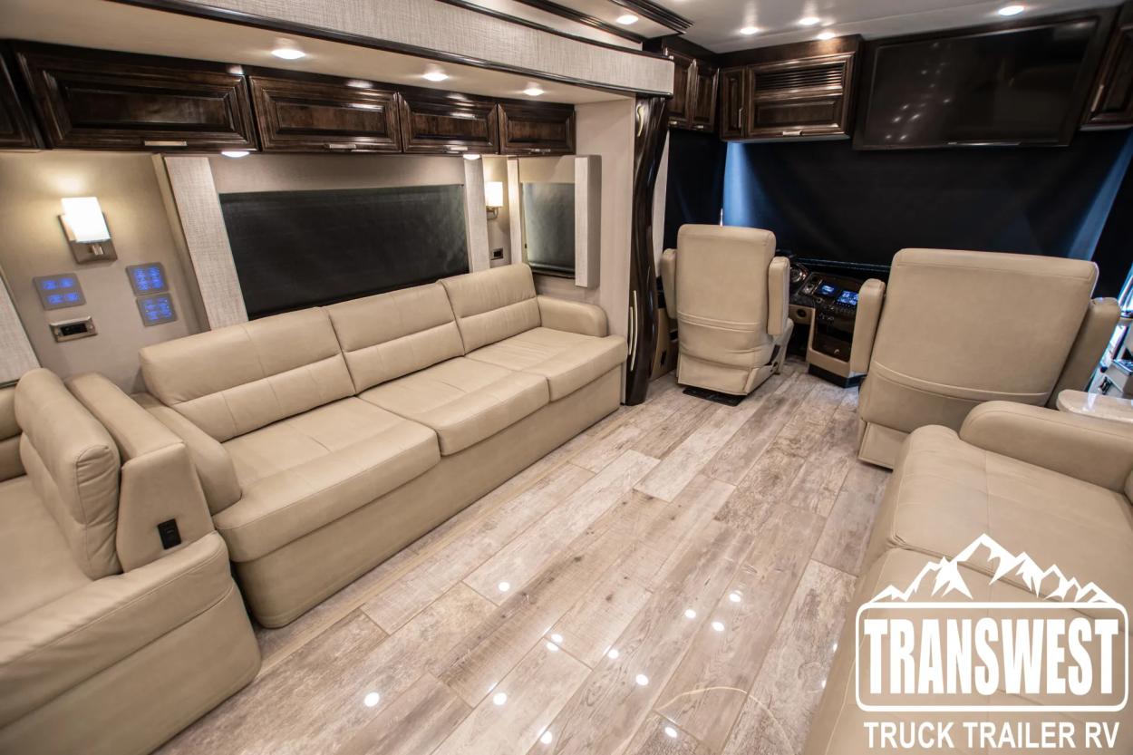 2018 Newmar London Aire 4531 | Photo 6 of 20