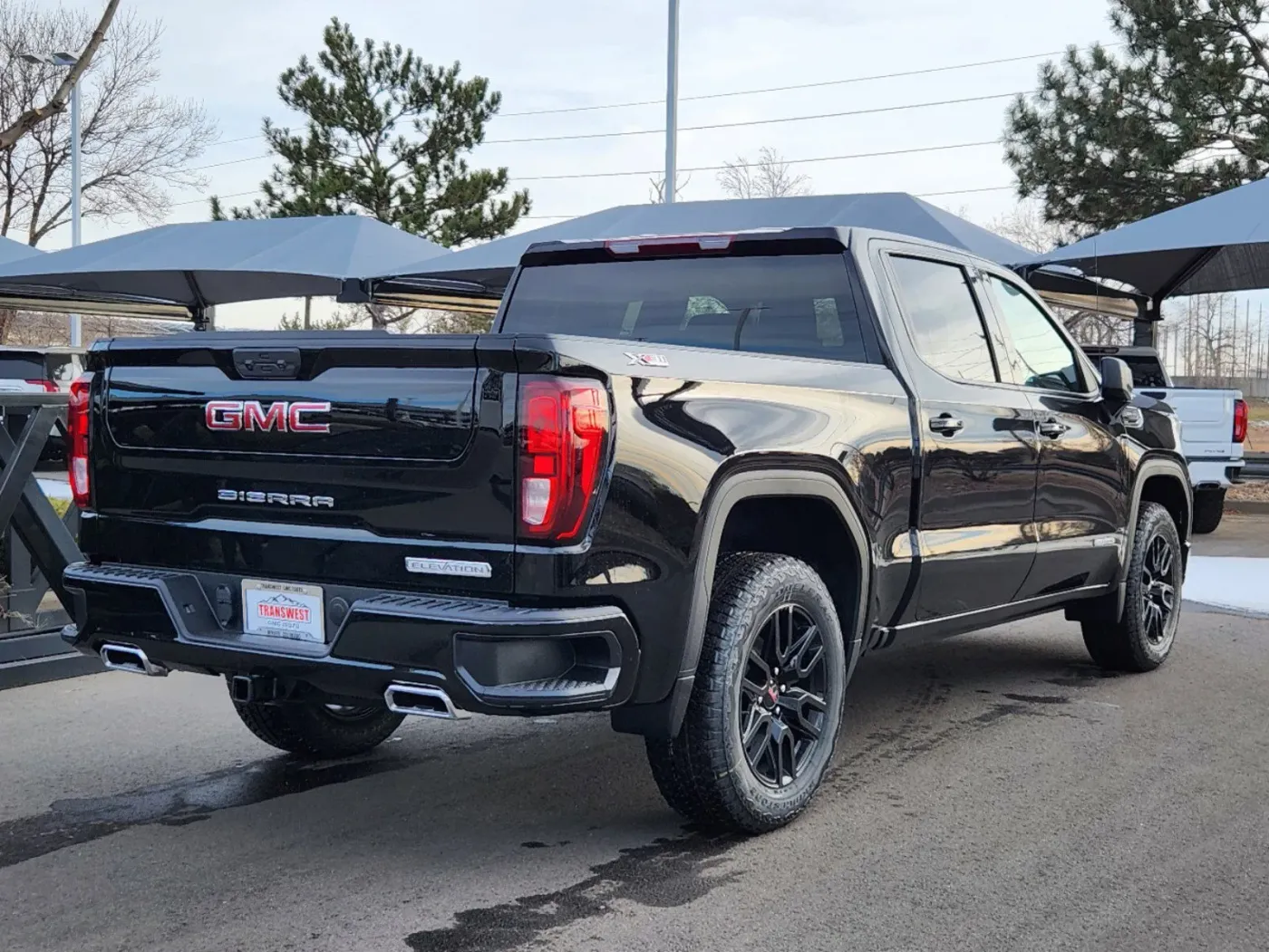 2025 GMC Sierra 1500 Elevation | Photo 2 of 31