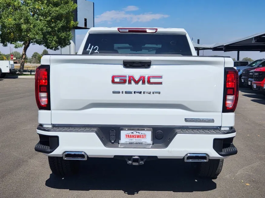 2025 GMC Sierra 1500 Elevation | Photo 14 of 30