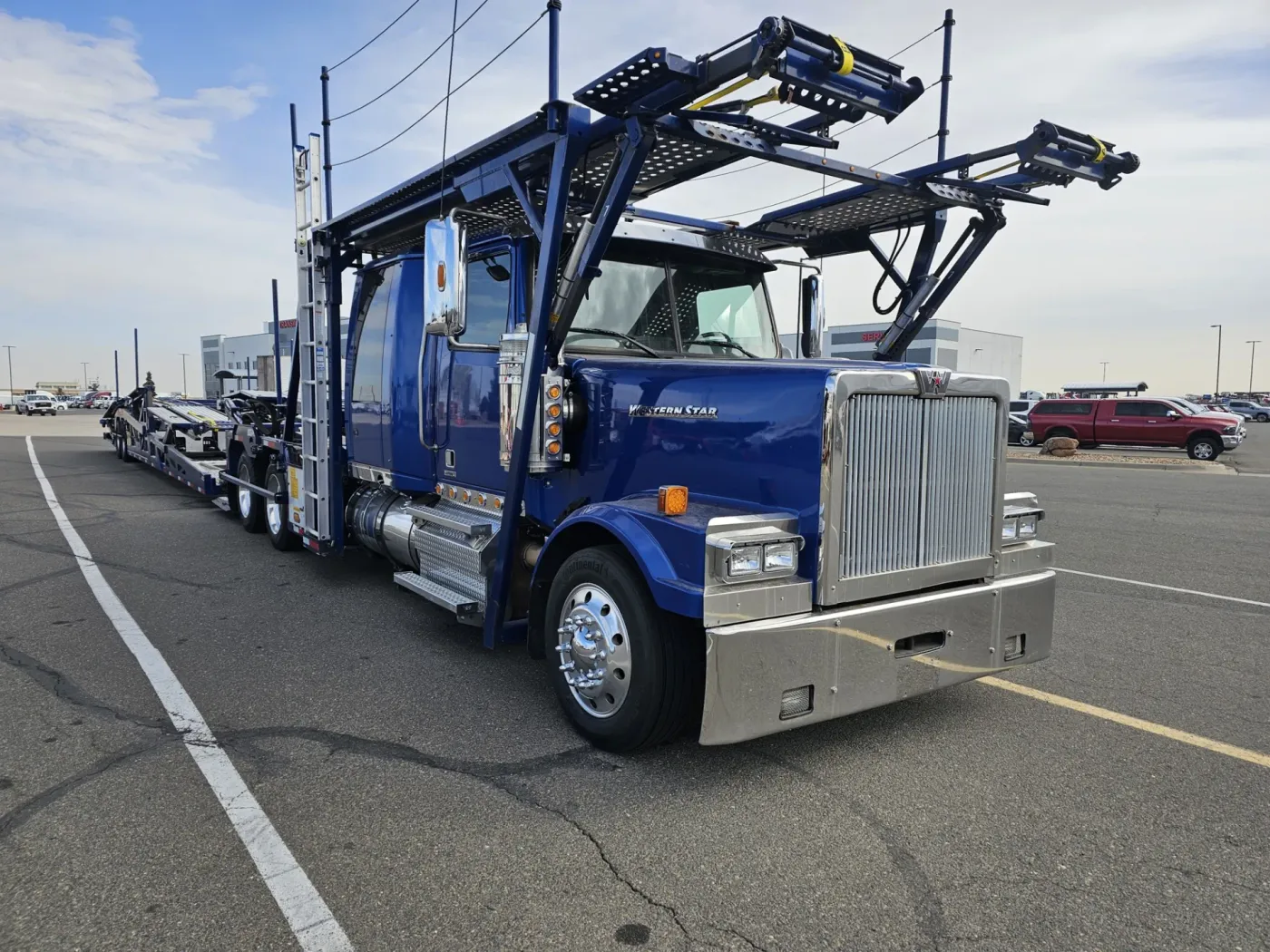 2020 Western Star 4900FA | Photo 3 of 28