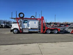 2022 Western Star 4900FA | Thumbnail Photo 4 of 19