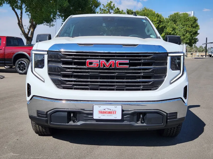 2025 GMC Sierra 1500 Pro | Photo 4 of 26