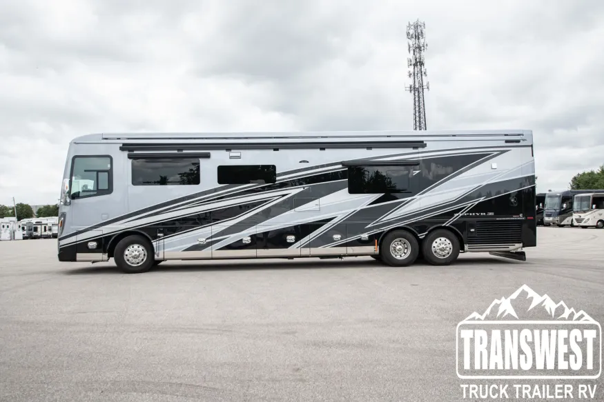 2025 Tiffin Zephyr 45 FZ | Photo 1 of 31