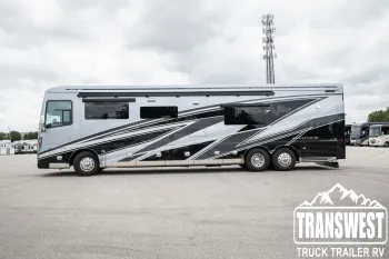 2025 Tiffin Zephyr 45 FZ