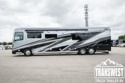 2025 Tiffin Zephyr 45 FZ | Thumbnail Photo 1 of 31